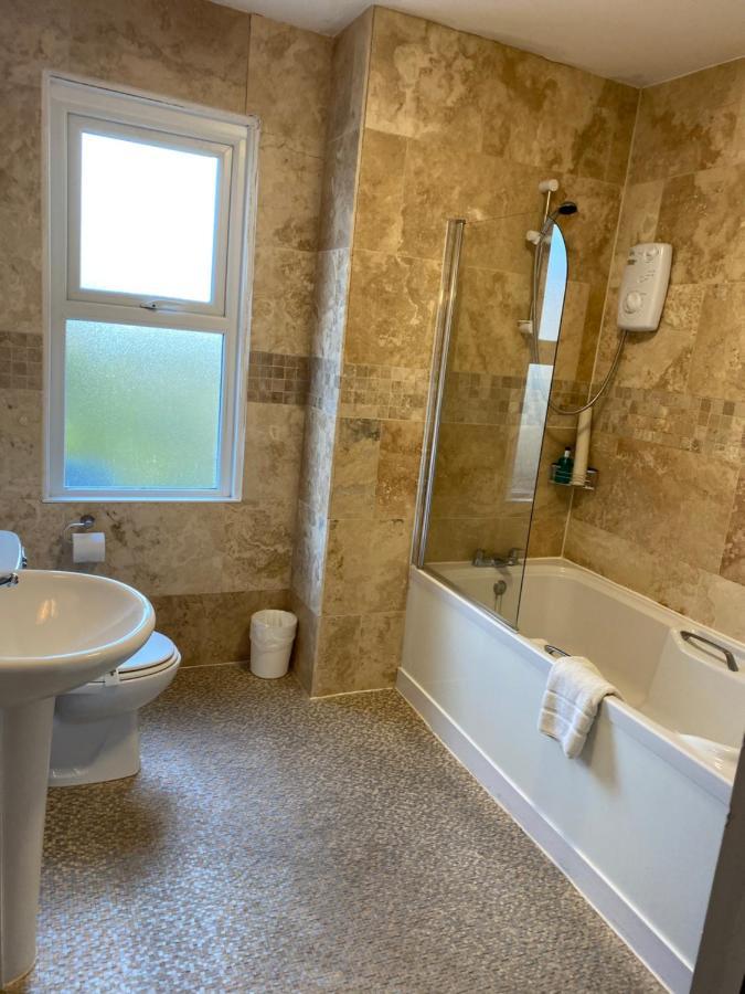 The Kingswood Guest House - Adult Only Weymouth Luaran gambar