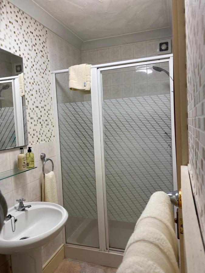 The Kingswood Guest House - Adult Only Weymouth Luaran gambar
